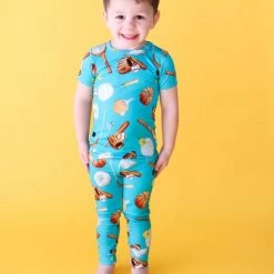 Posh Peanut Baby Boy's & Little Boy's Sports Day Short-Sleeve Pajama Set For Kids 10 Posh Peanut Baby Boy's & Little Boy's Sports Day Short-Sleeve Pajama Set For Kids -POSH PEANUT Shop unnamed file 608