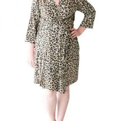 Posh Peanut Lana Leopard-Print Mommy Robe 5 Posh Peanut Lana Leopard-Print Mommy Robe -POSH PEANUT Shop unnamed file 619